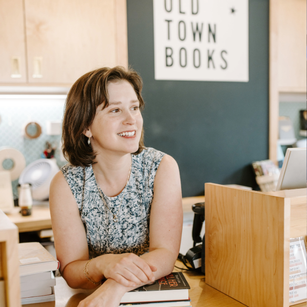 Ally Kirkpatrick, Old Town Books, photo by Elis Llinares
